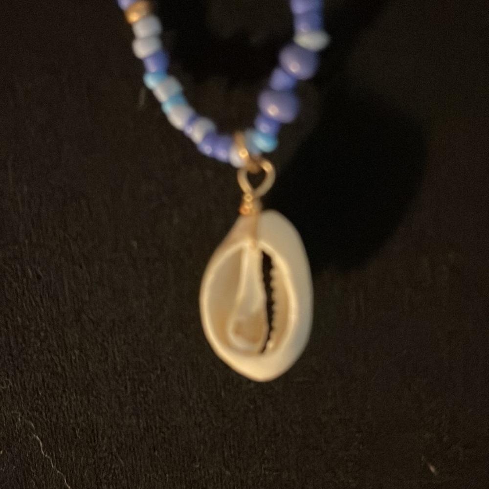 Multi-Stranded Beaded Necklace with Accents of Starfish and Seashells NWT - Picture 3 of 8